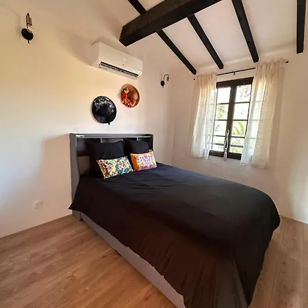 Villa, Avec Piscine, Proche Mer, Gare Et Commerce Villa