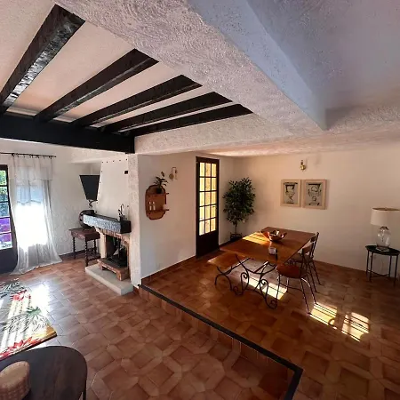 Villa Villa, Avec Piscine, Proche Mer, Gare Et Commerce Saint-Raphaël