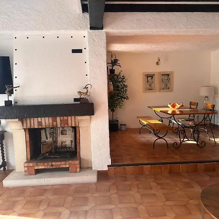 Villa Villa, Avec Piscine, Proche Mer, Gare Et Commerce *